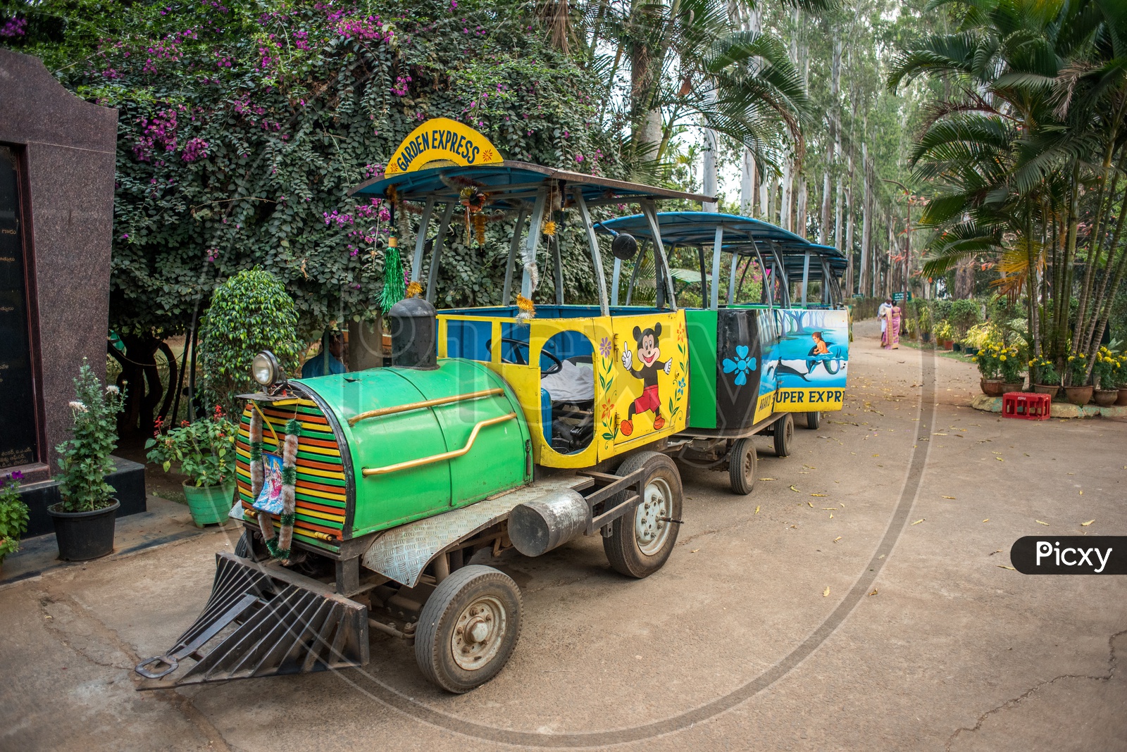 Toy train in botanical gardens