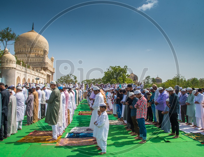 Eid / Ramadan prayers at Qutb Shahi Tombs