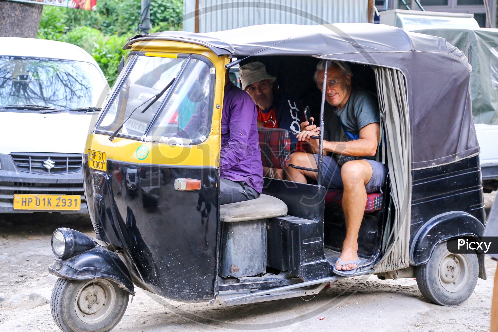 Tourists in an Auto