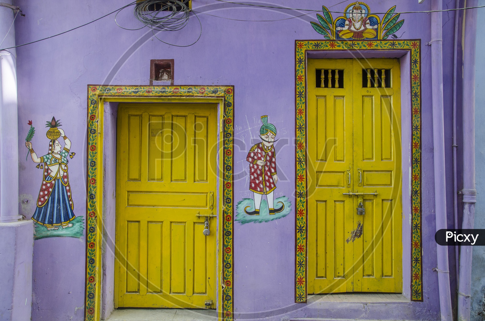 Paintings on Houses in Bundi, Rajasthan