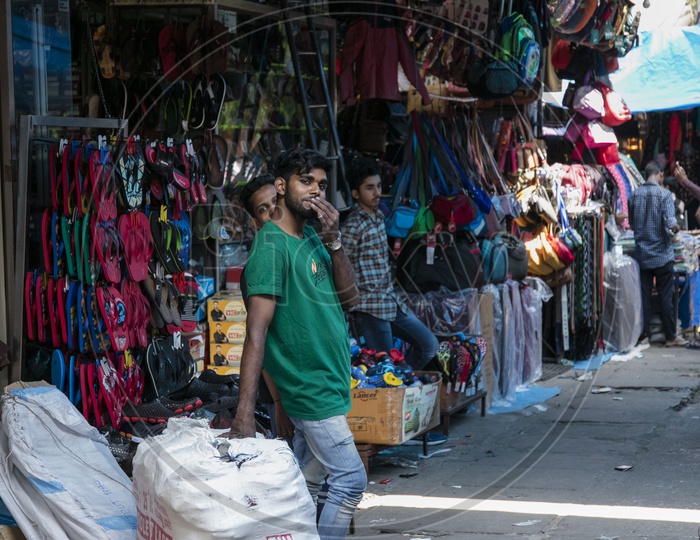 market boy, jayanagar market