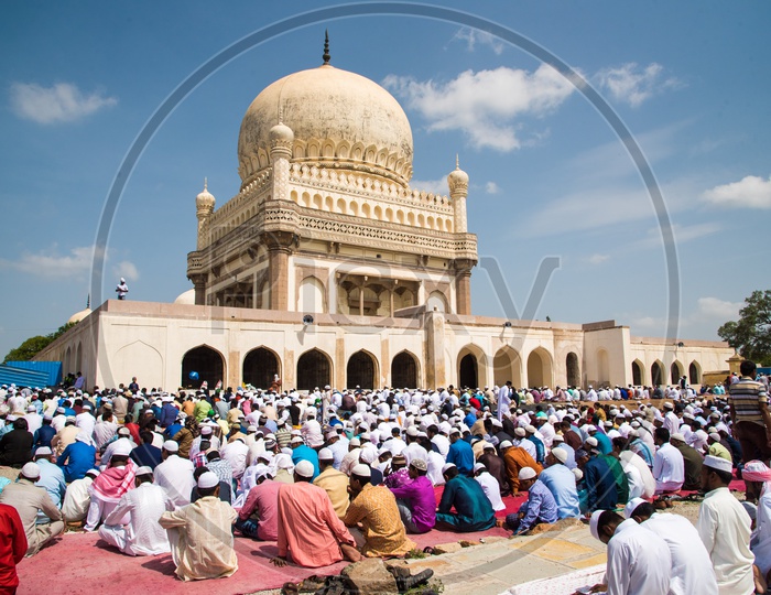 Prayer meet at Qutb Shahi Tombs during Ramadan Eid