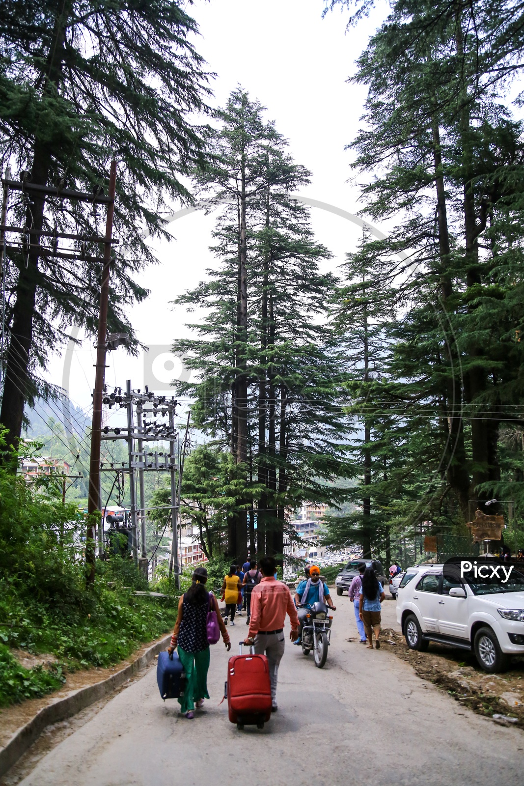 Streets of Manali