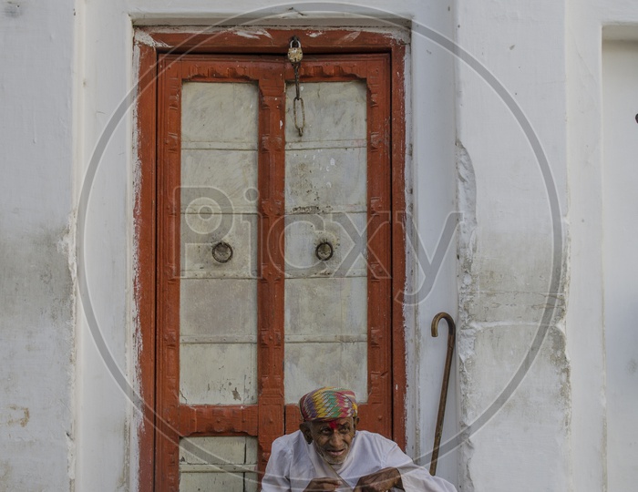 Old man on the Streets of Rajsamand, Rajasthan