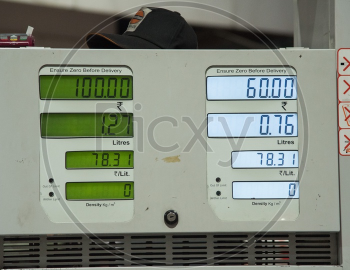 Fuel price indicator