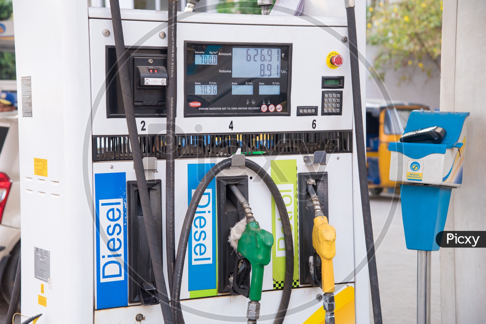 Fuel Dispenser displaying rate of Diesel in Hyderabad