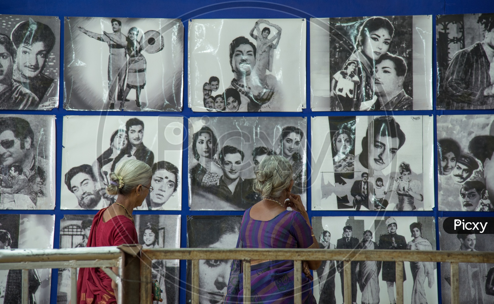 A couple of elder women recollecting their memories of watching him on screen, Mahanadu 2018