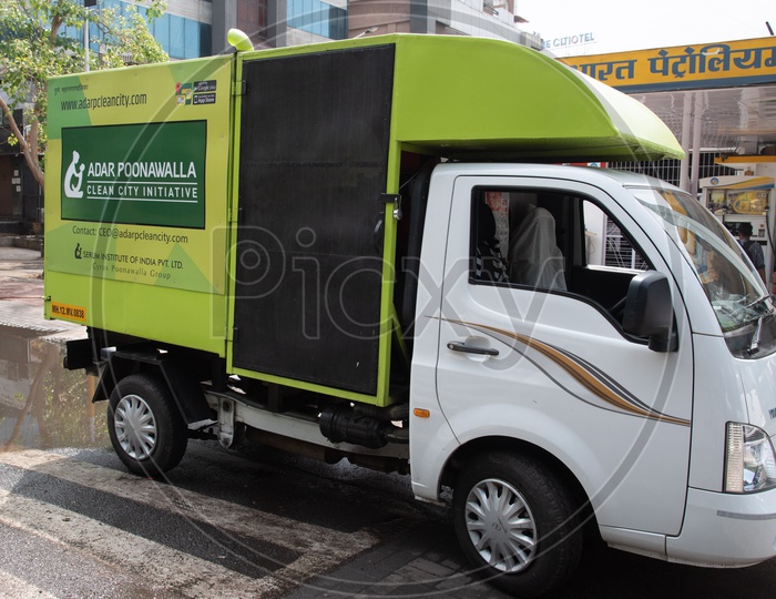 Garbage Pick Up Van in Pune City