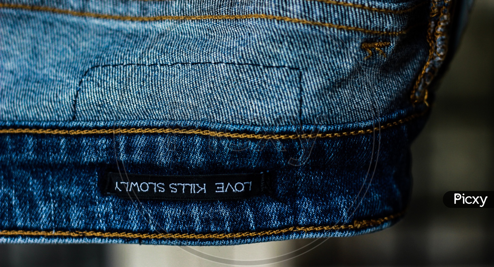 Image of Quotes on Jeans-UT776005-Picxy