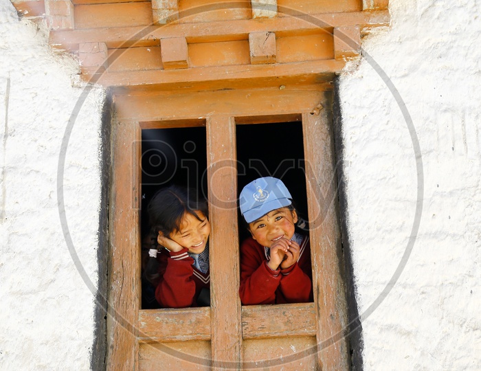 Kids, Kashmir