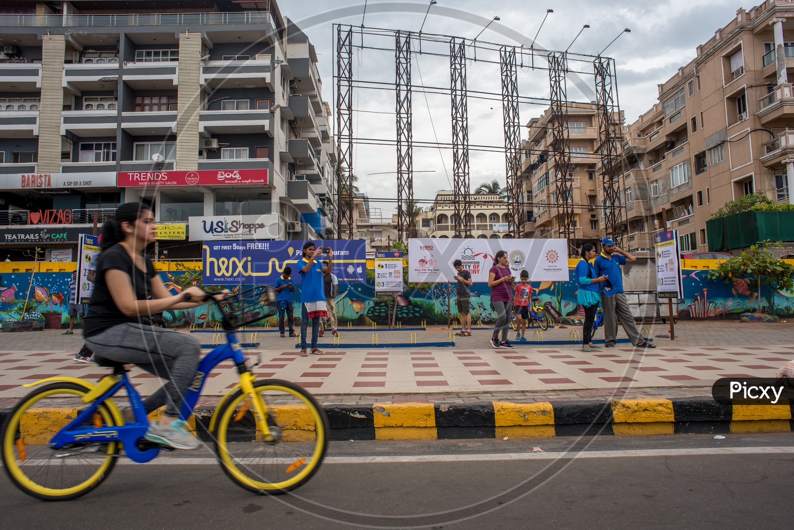 Beach road clearance cycles