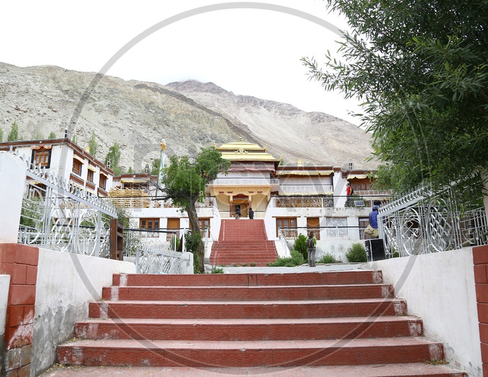 Samstanling Monastery
