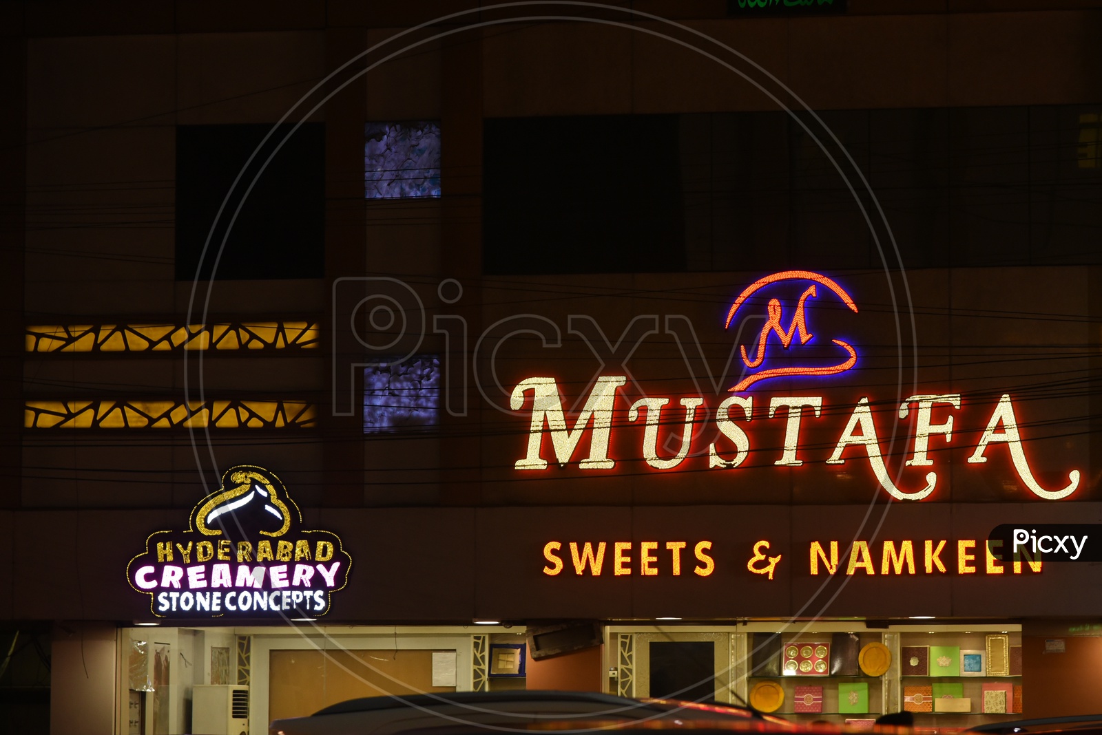 Mustafa Sweets Store