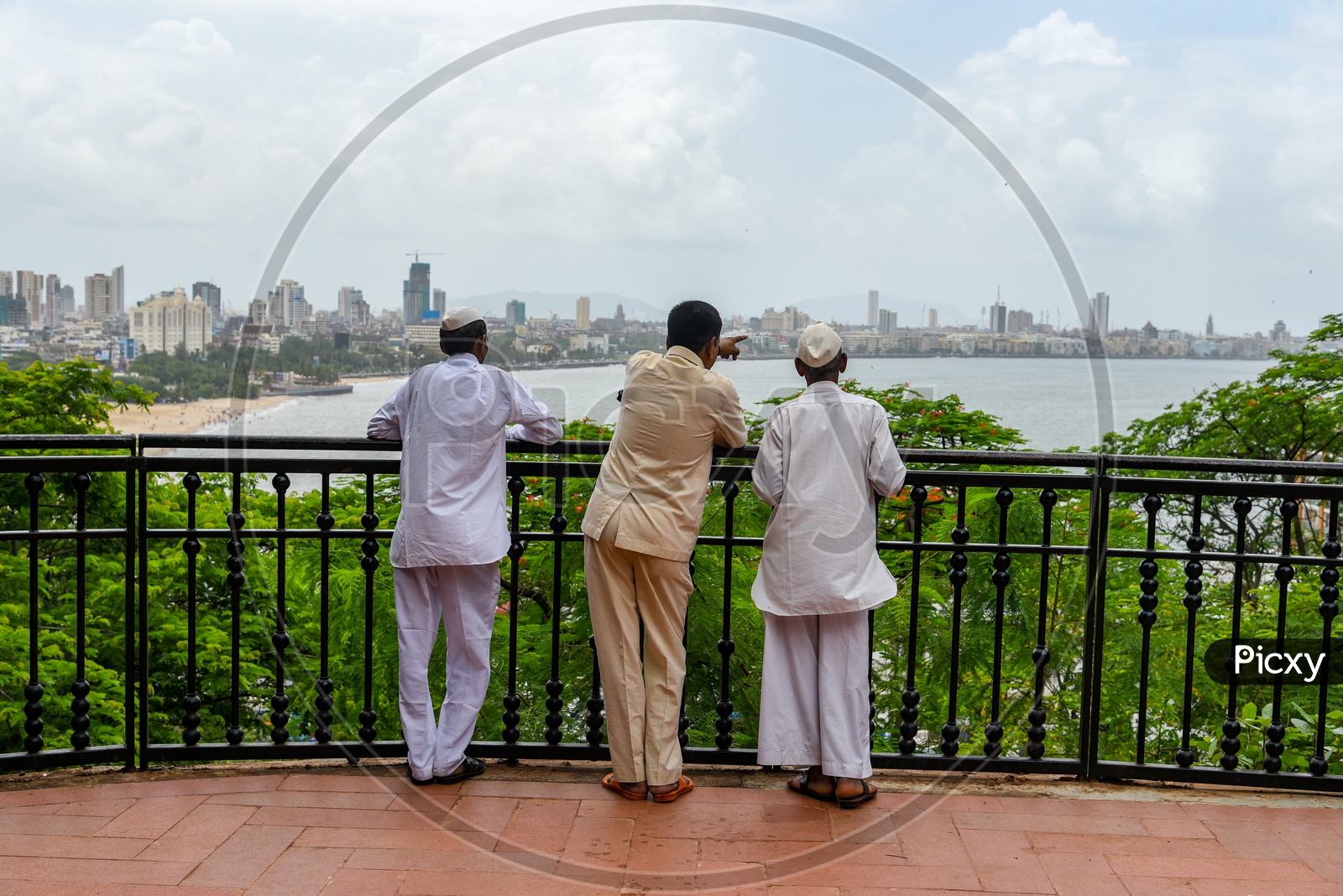Tourists taking view of Marine Drive and Nariman Point from Malabar Hill