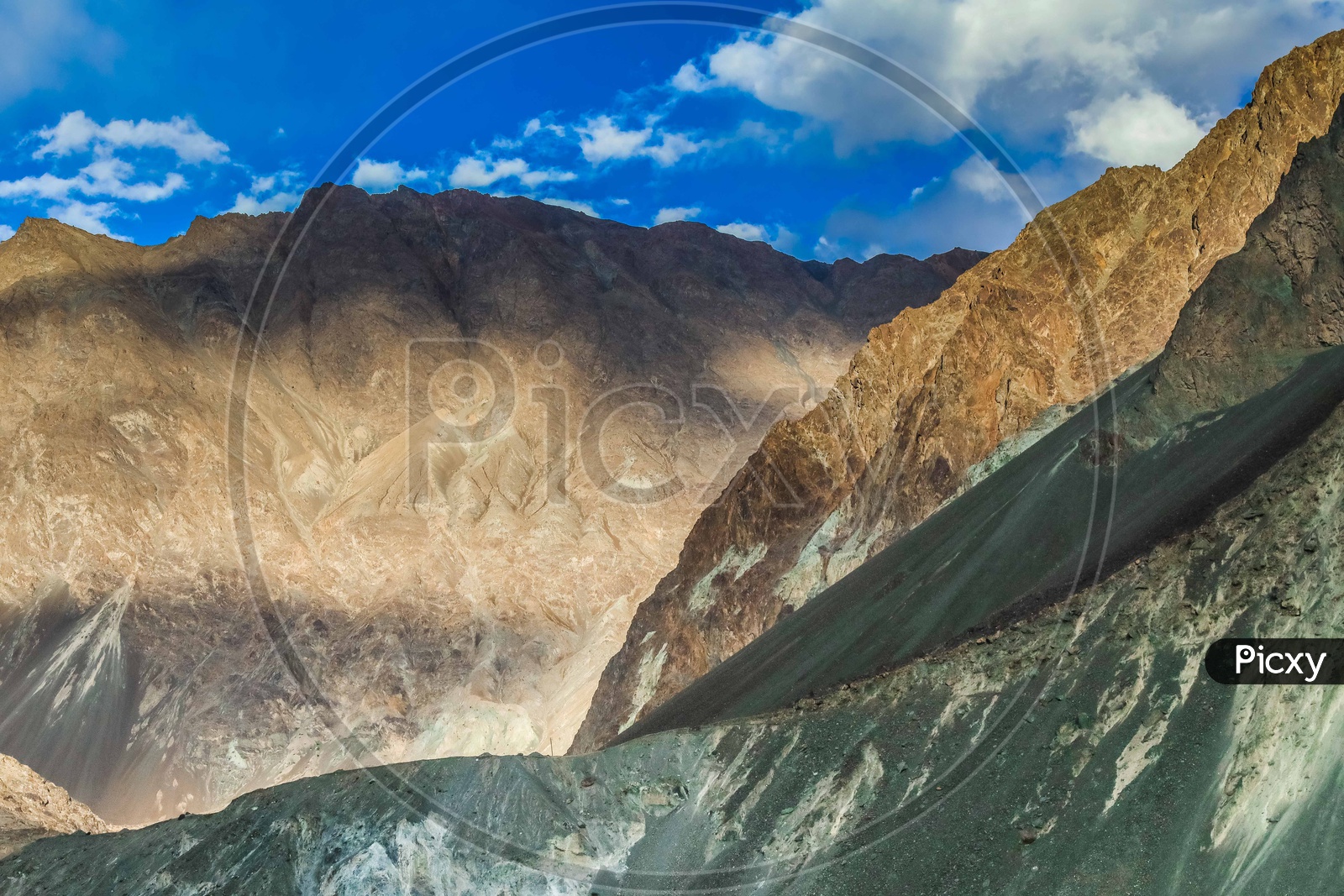 Hills and Mountains of Leh Ladakh