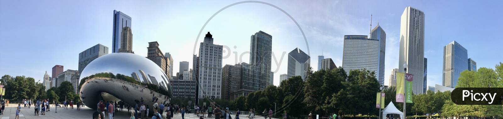 Panaromic View of Chicago Bean