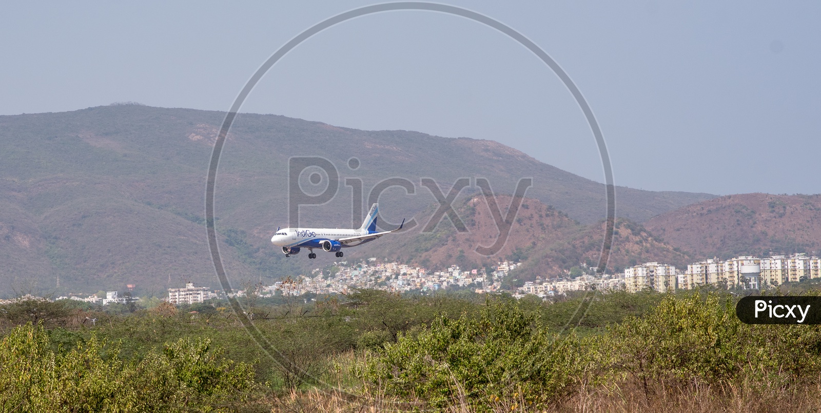 flight landing in vizag airport