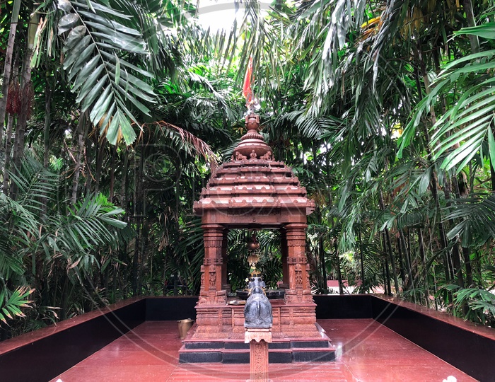 temple at mayfair resort