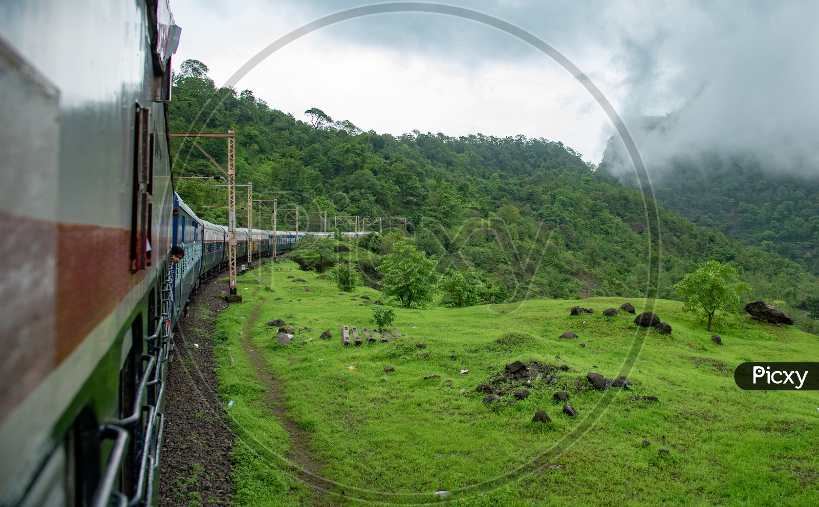 Scenic train journey from Lonavala to Mumbai