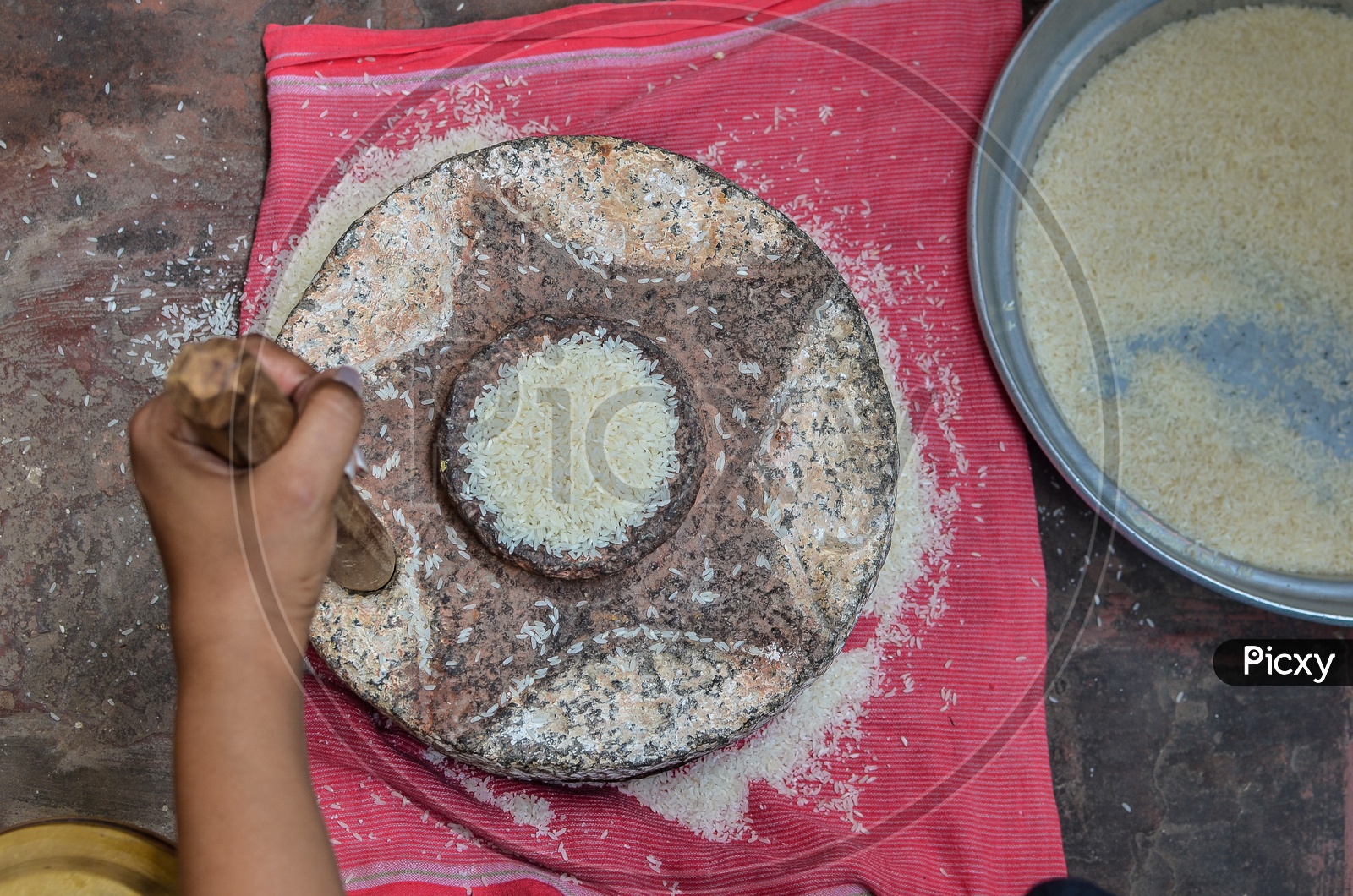 Flour Grinding Stone / Millstones