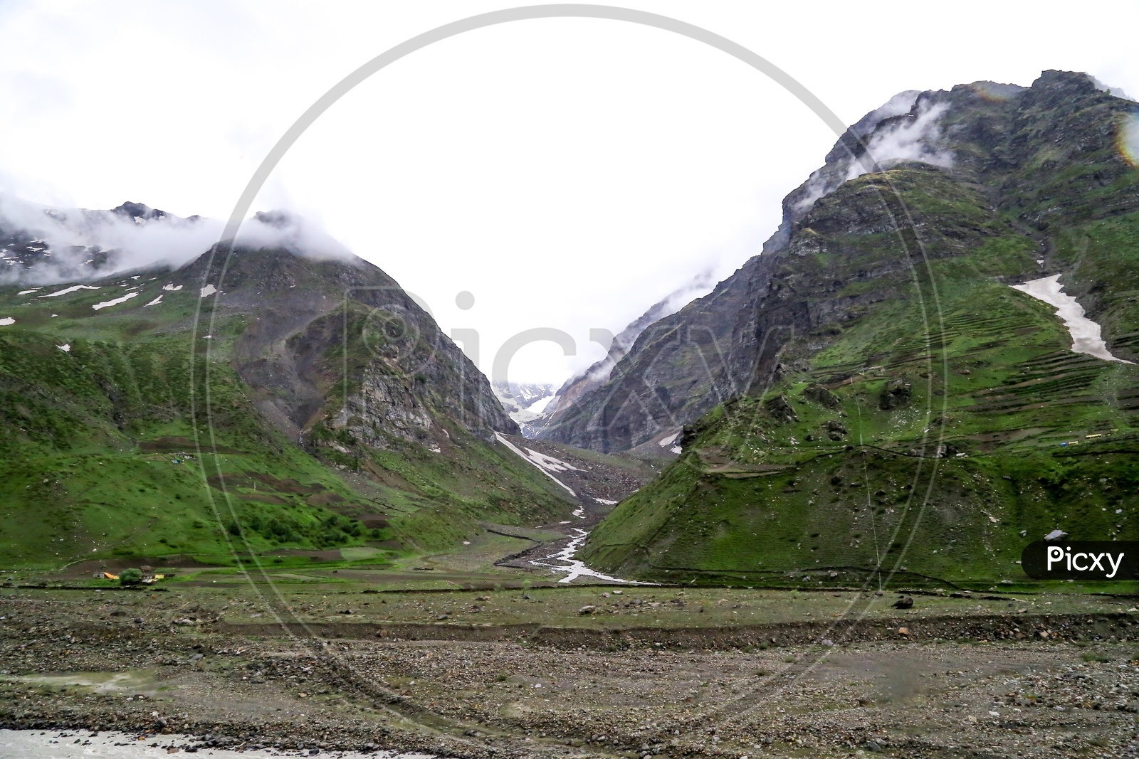 Chenab River Flow On the way to Rohtang Pass