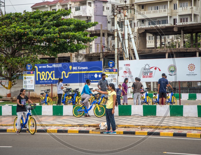 hexi cycles on the beach road