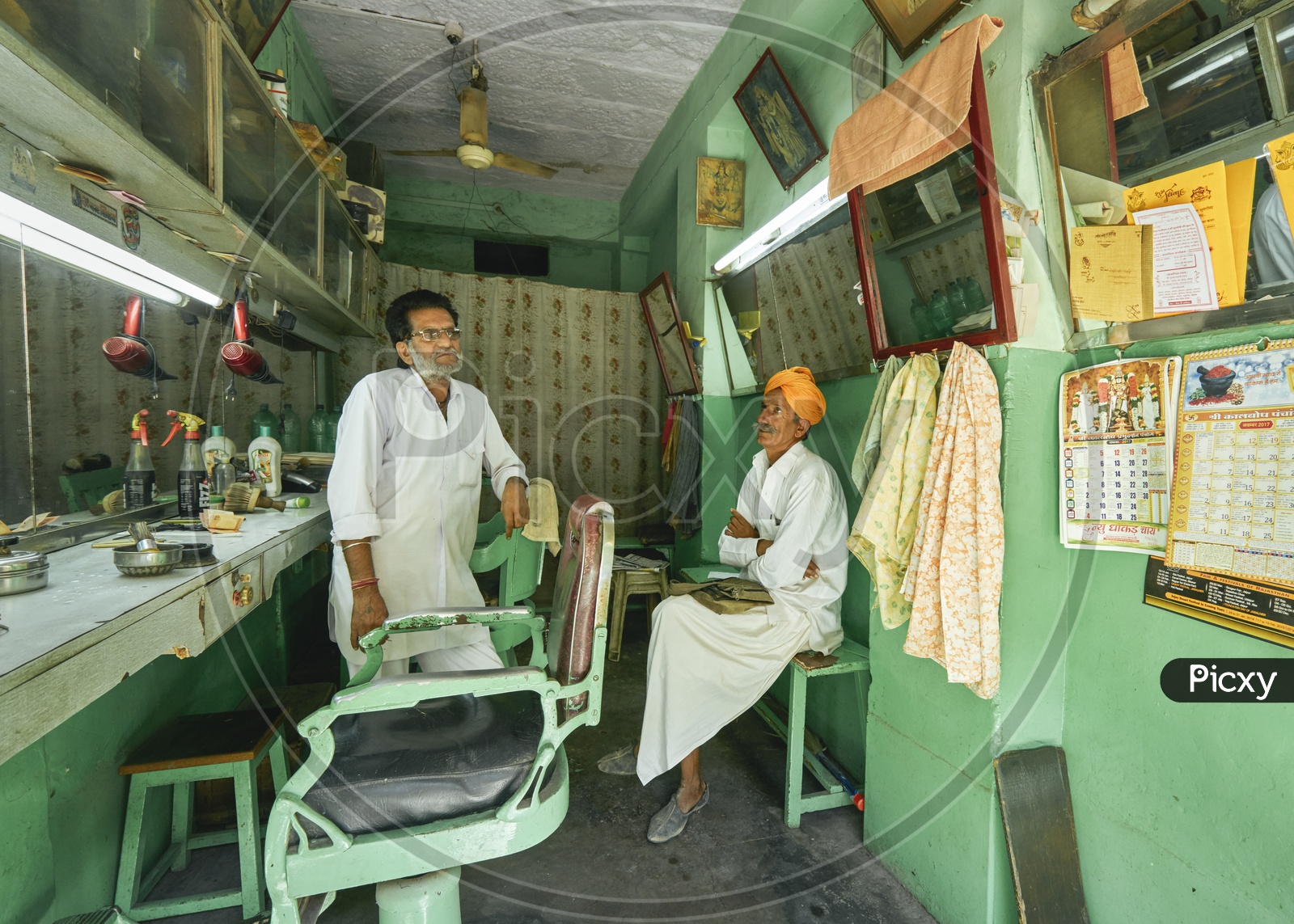 Men's Saloon Shop, Jaisalmer Market