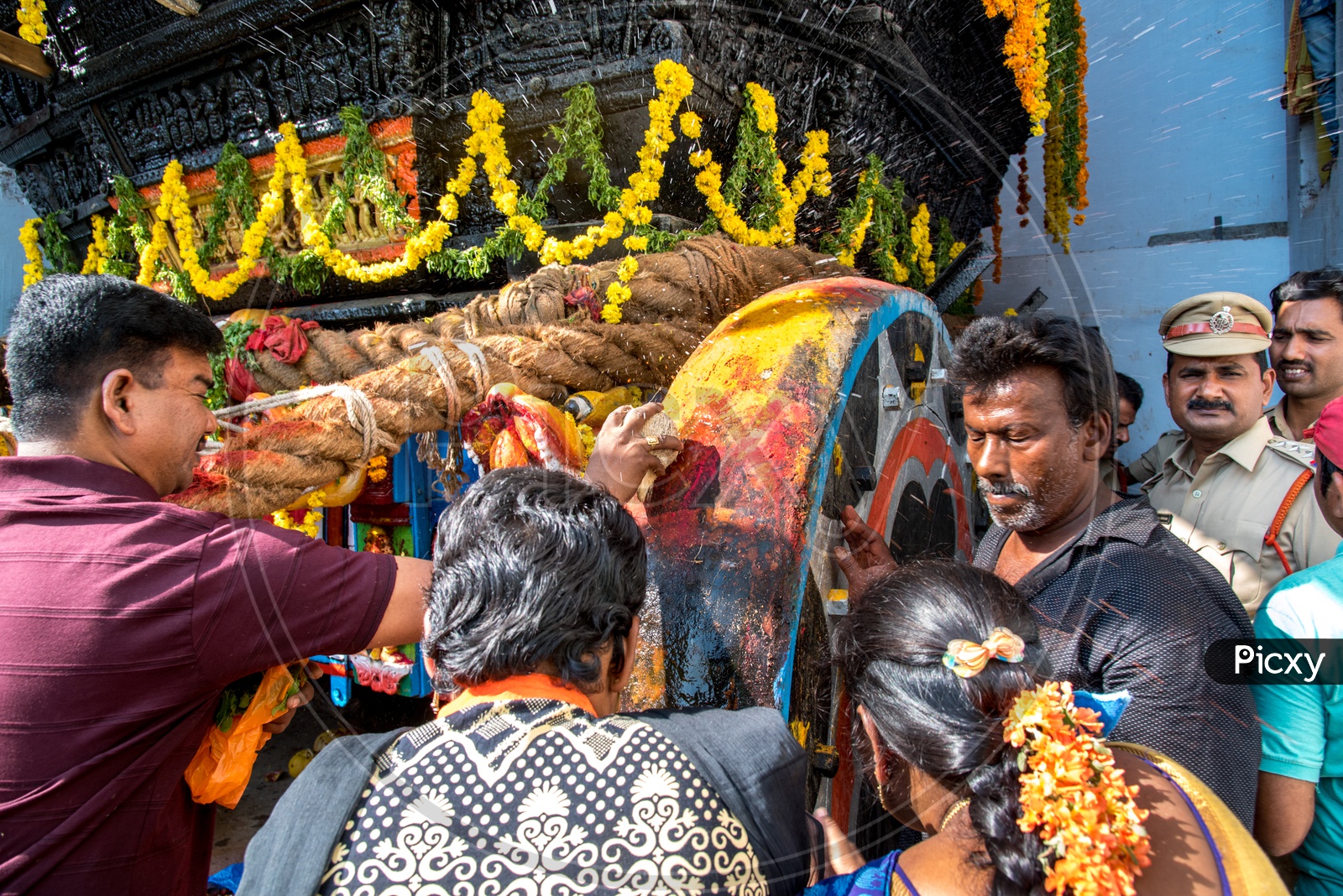 Laxmi Narasimha Swamy Chariot Ride after Kalyanam,Mangalagiri