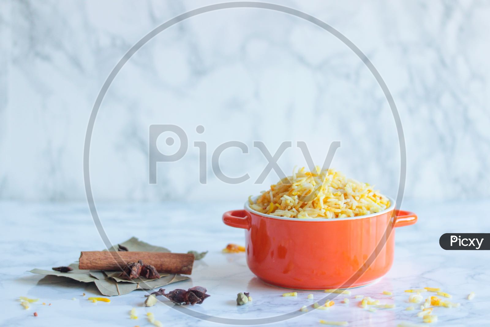 Rice / Basmati Rice / Saffron / Spicy / Spices / Biryani