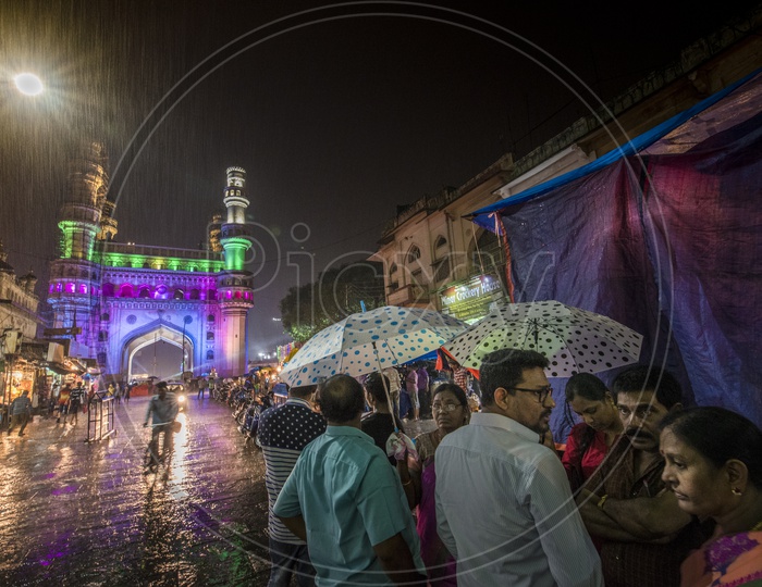 Rain at Charminar, Laad Bazar