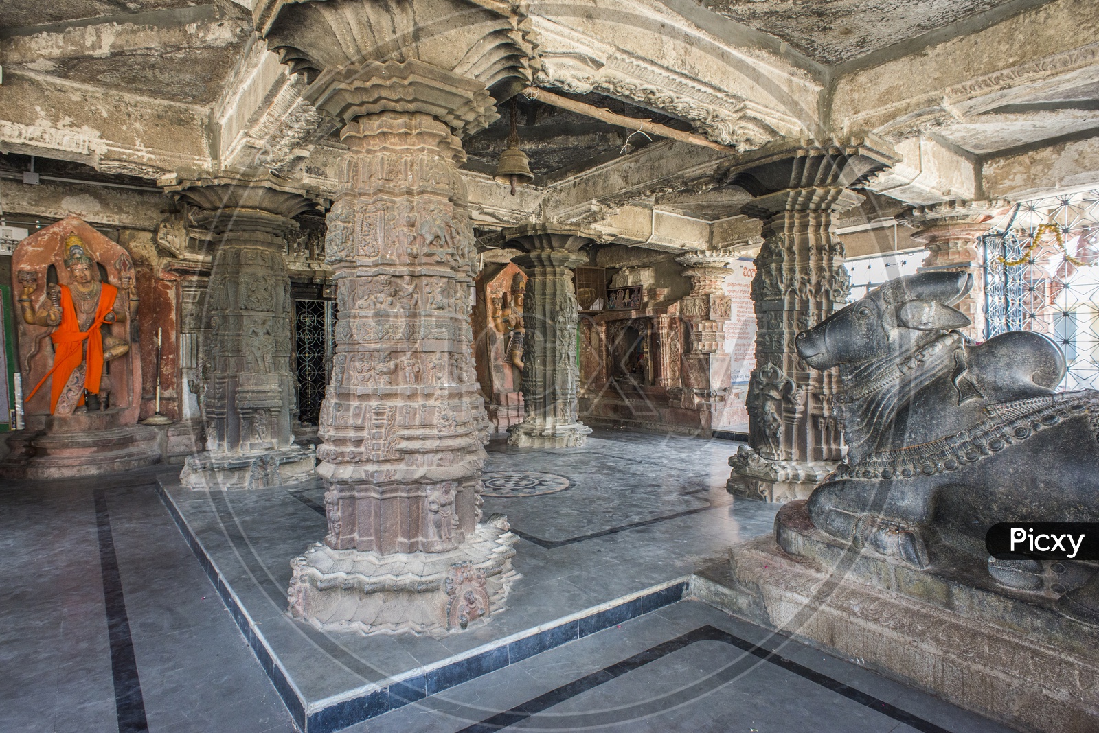 Sri Ramalingeshwara Temple