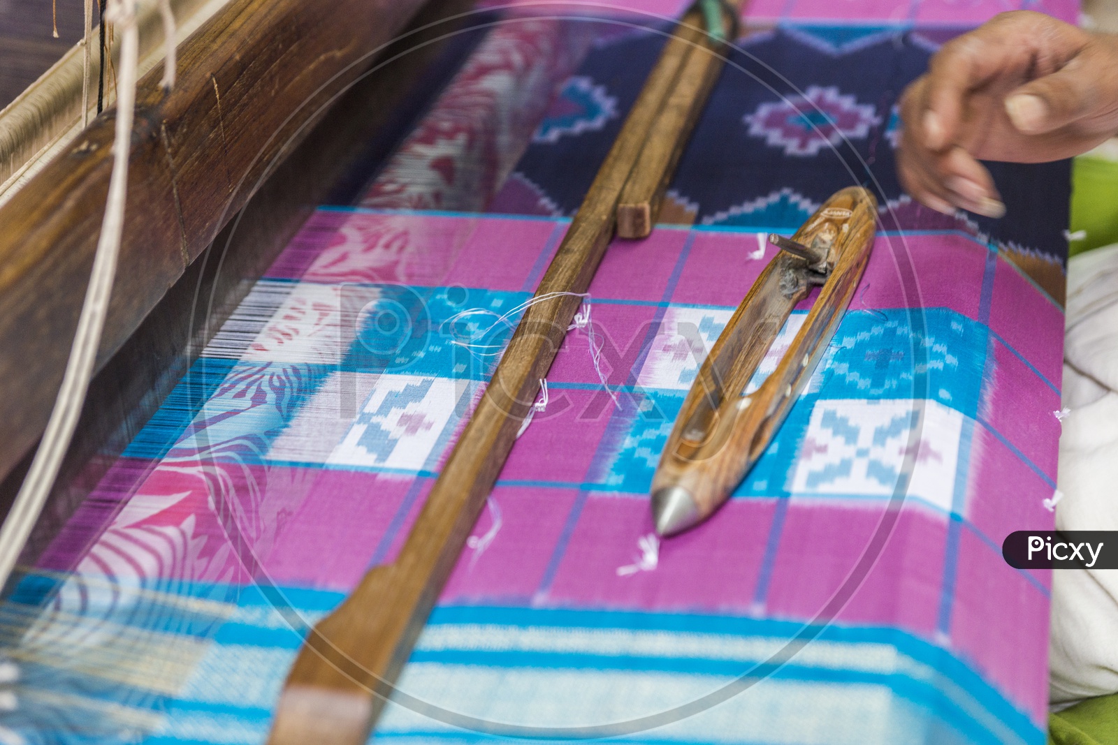 Pochampally Saree Weaving
