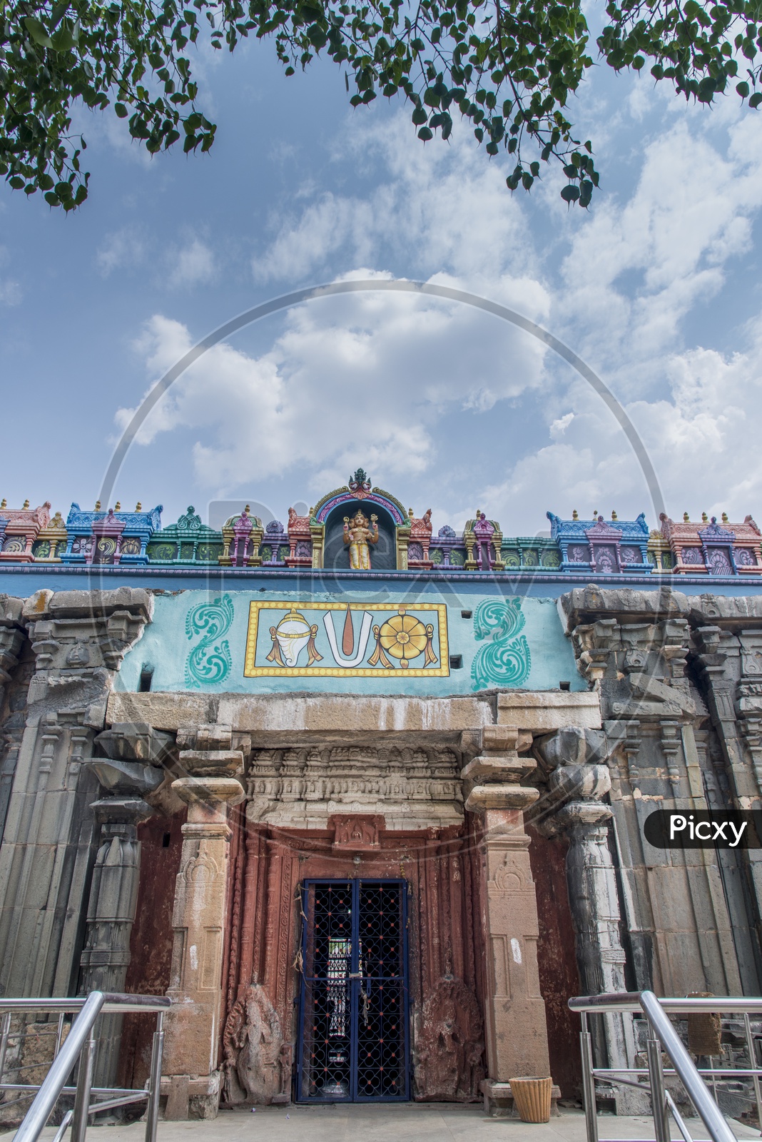 Sri Laxmi chennakesava swamy temple, Gangapur