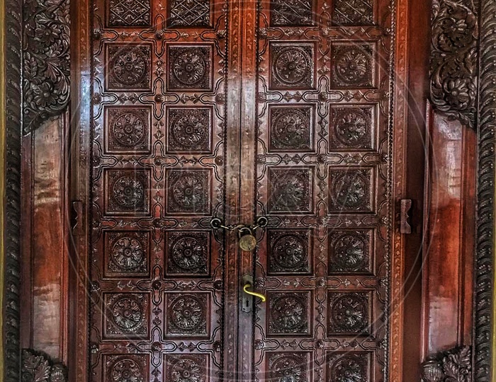 Antique door, Mysore Palace