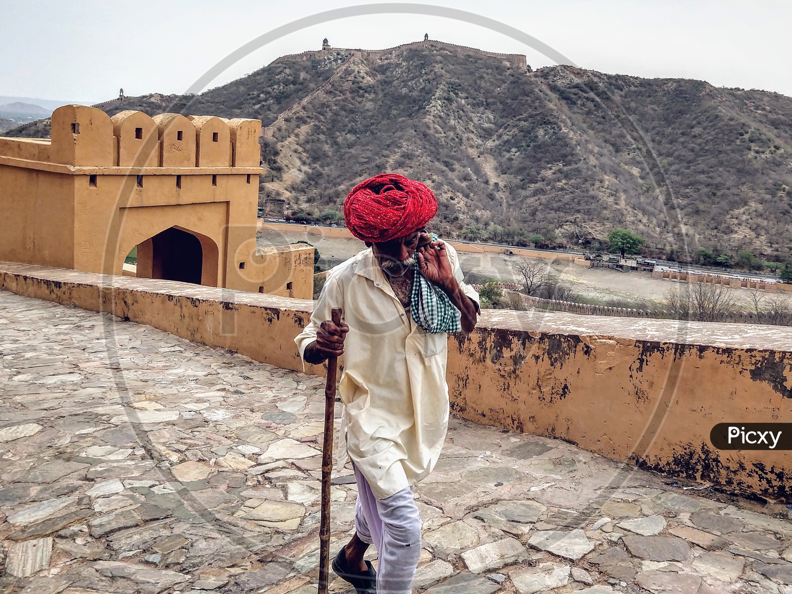 Rajasthani Old Man Wearing Traditional Turban