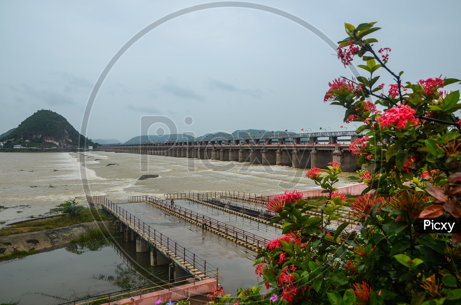Prakasam barrage, Krishna river