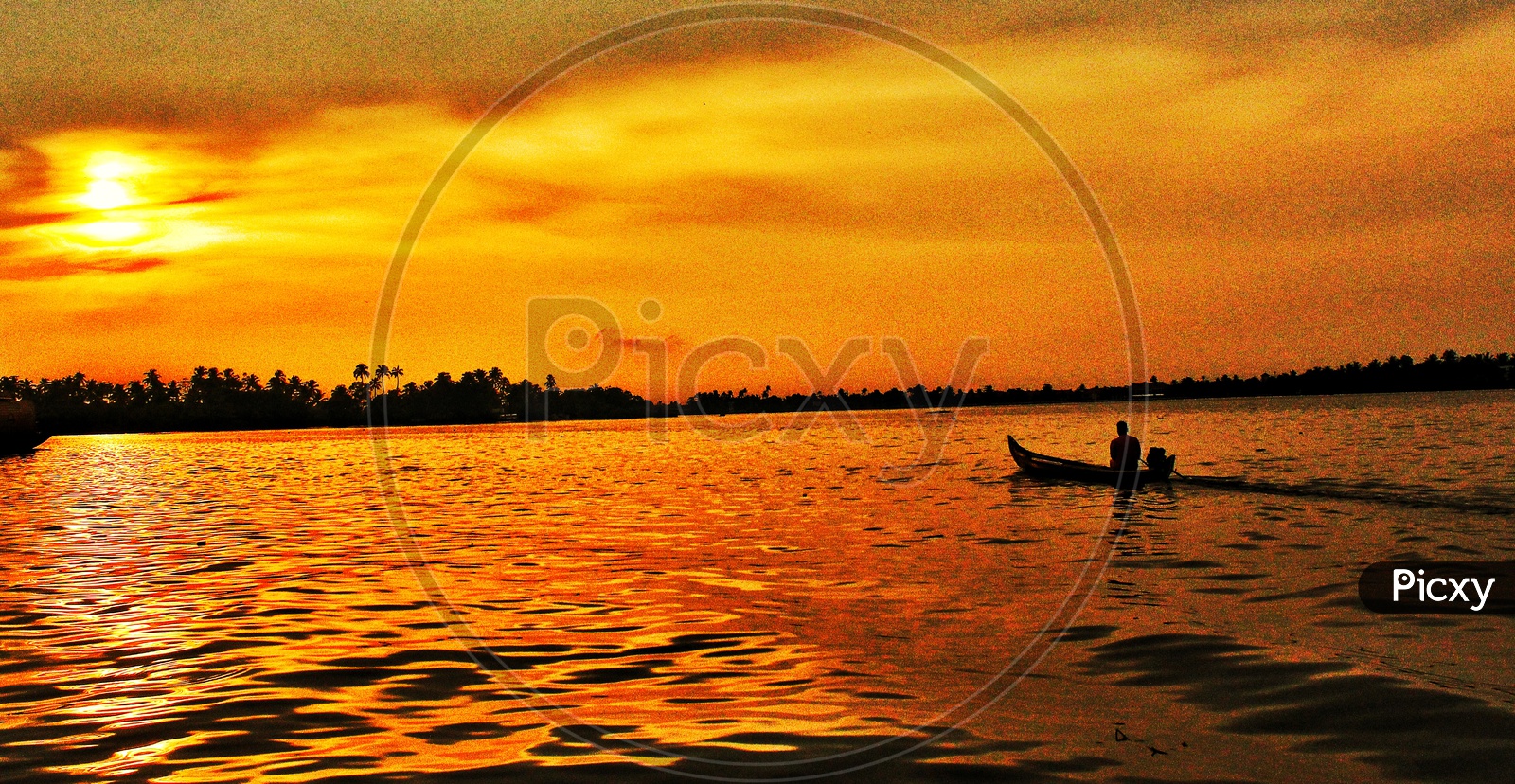 The sun rose, so does the hope..!! Another morning in backwaters