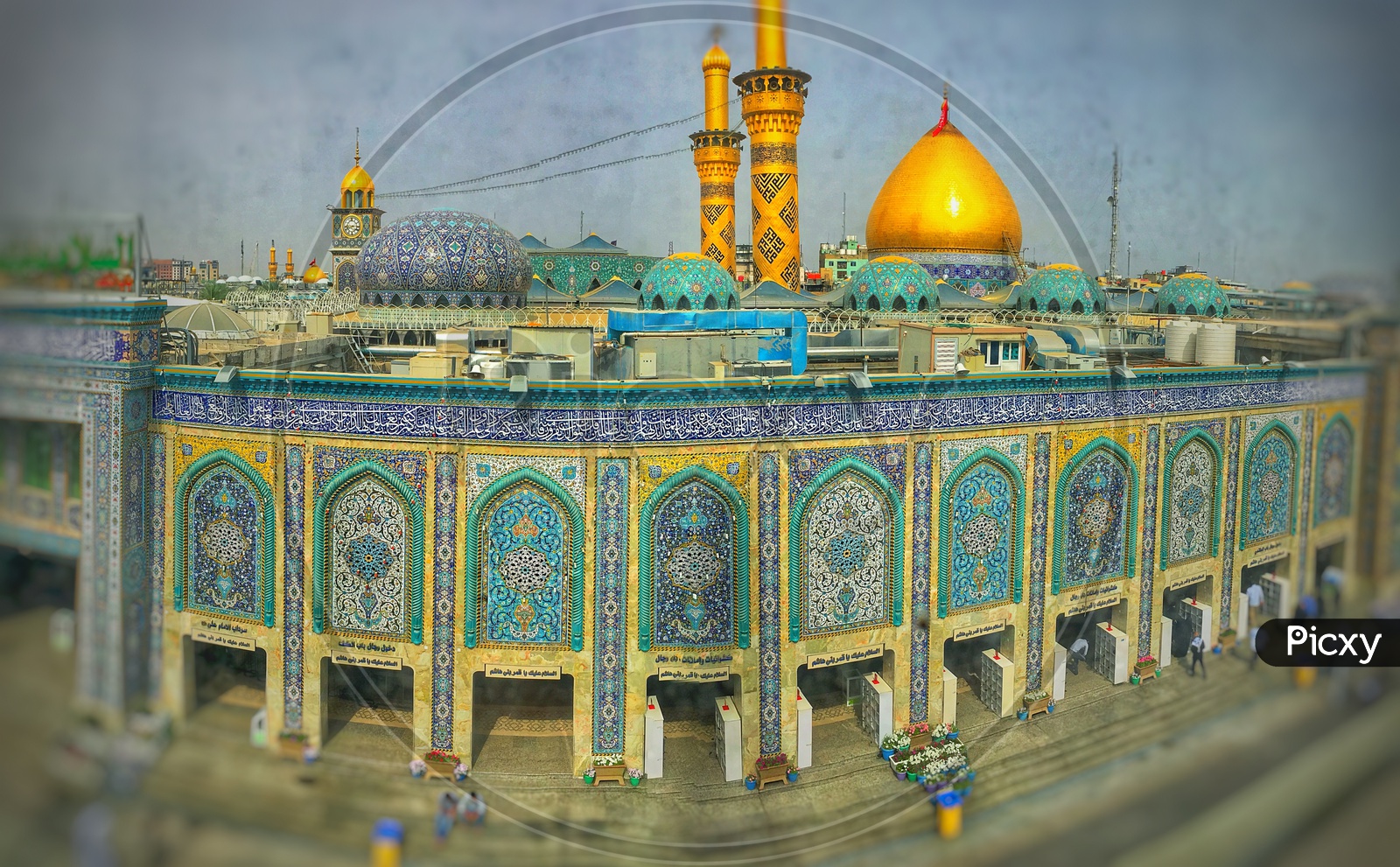 Holy shrine of Imam Hussain(PBUH)