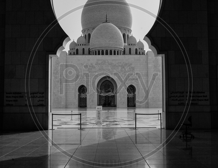 zayed mosque