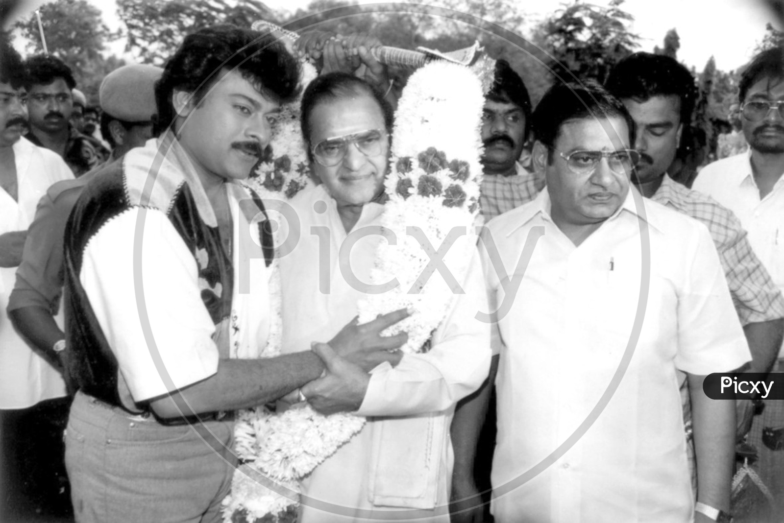 Image of Chiranjeevi with Chief Minister NTR-IY263174-Picxy