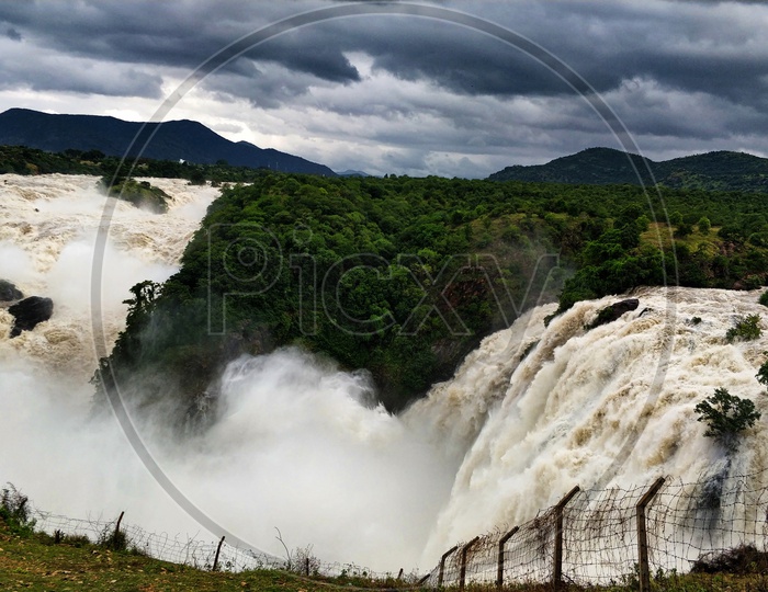 Waterfalls at Shivanasamudra