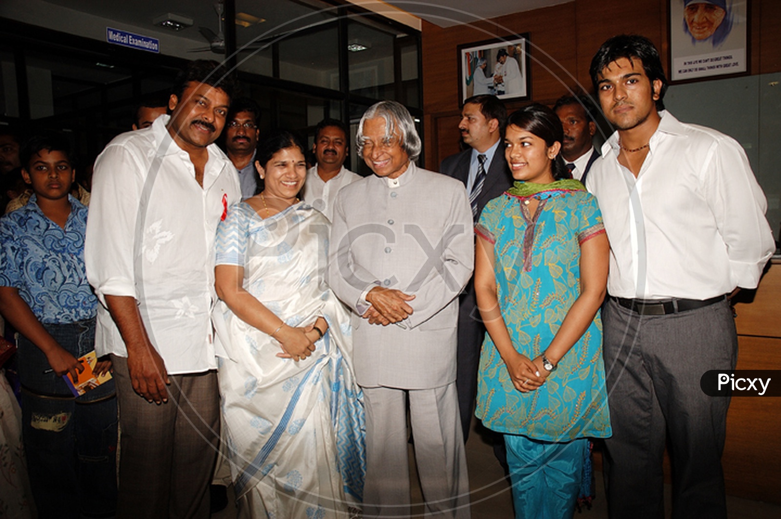 Chiranjeevi Family with President of India Dr.Abdul Kalam