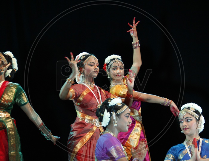 SLU's Omkara competes in national Indian classical dance championship in  San Diego – The University News