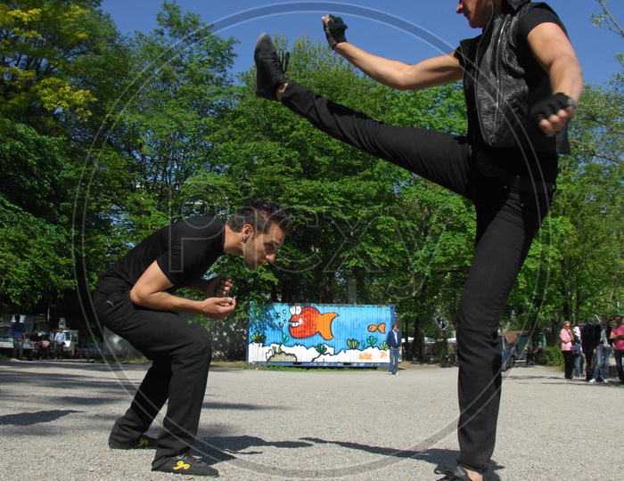 Image of Fight sequences in Indian Movies shootingIP990641Picxy