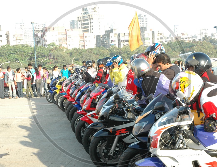 Bike Race Sequence Shot In Super movie With Trendy Bikes at  Race Course Mumbai