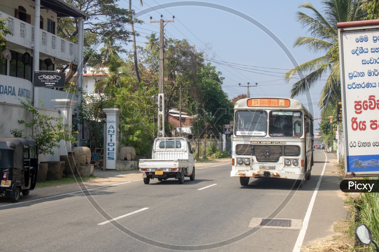 Bus to Galle