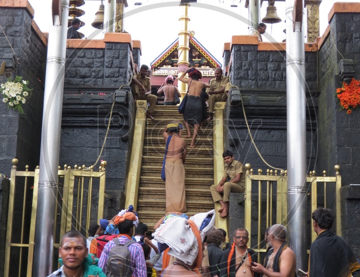 Devotees at 18 Steps in Shabarimala Ayyappa Swami Temple