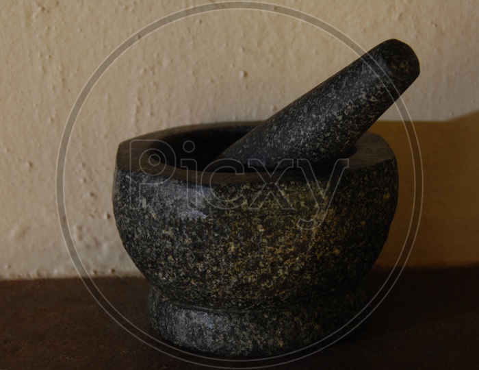 Indian stone Spice grinder