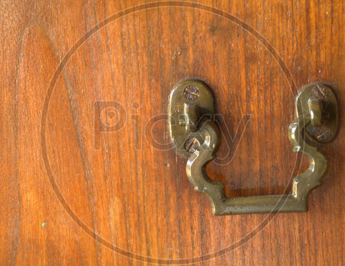 Door Knocking Handles on Old Doors