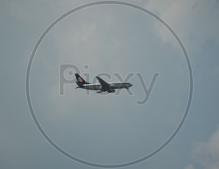 Jet Airways flight flying in AIr